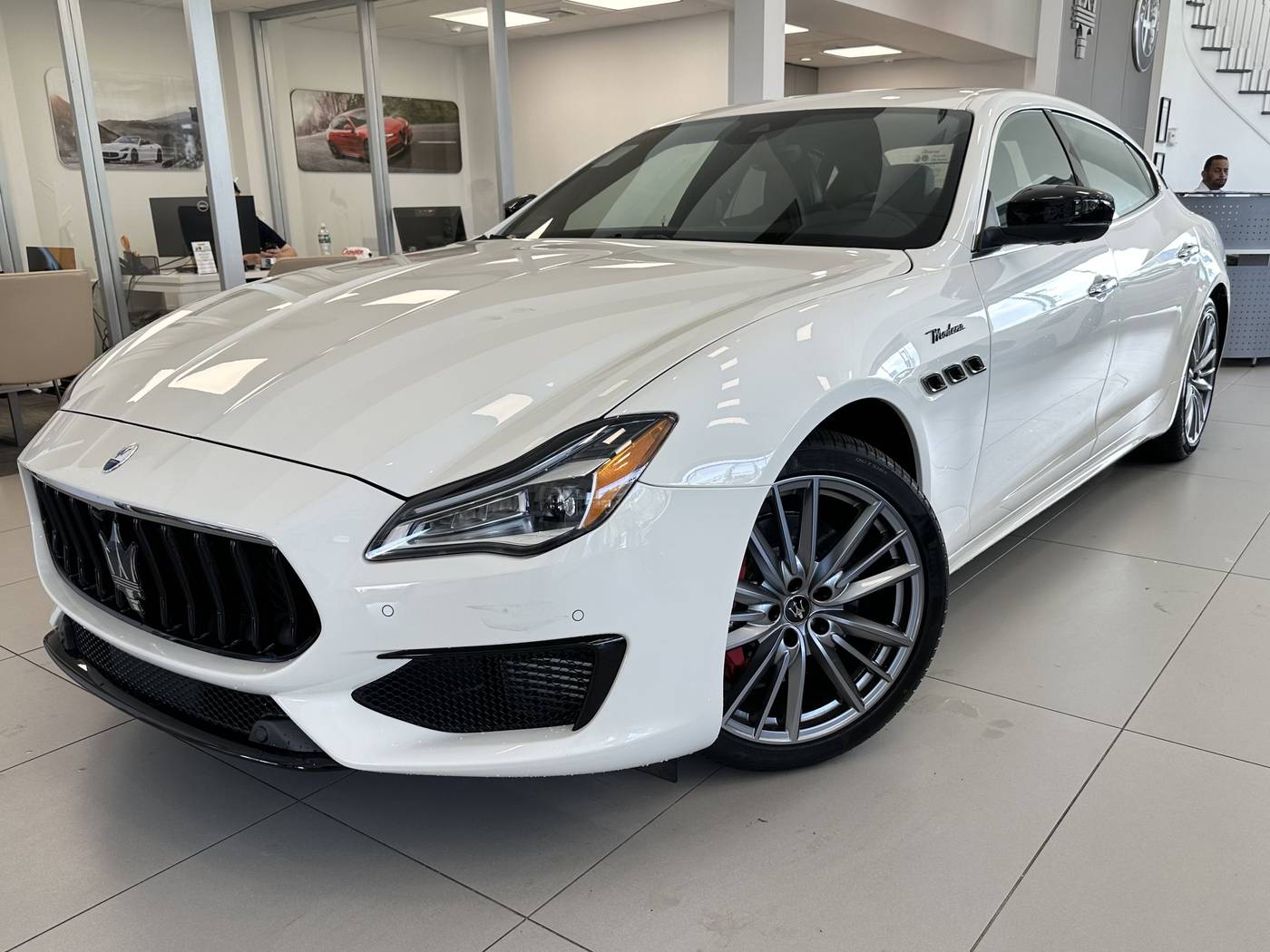 2024 Maserati Quattroporte Modena Ultima Q4 — Sedan — 33 mi — Great Neck, NY