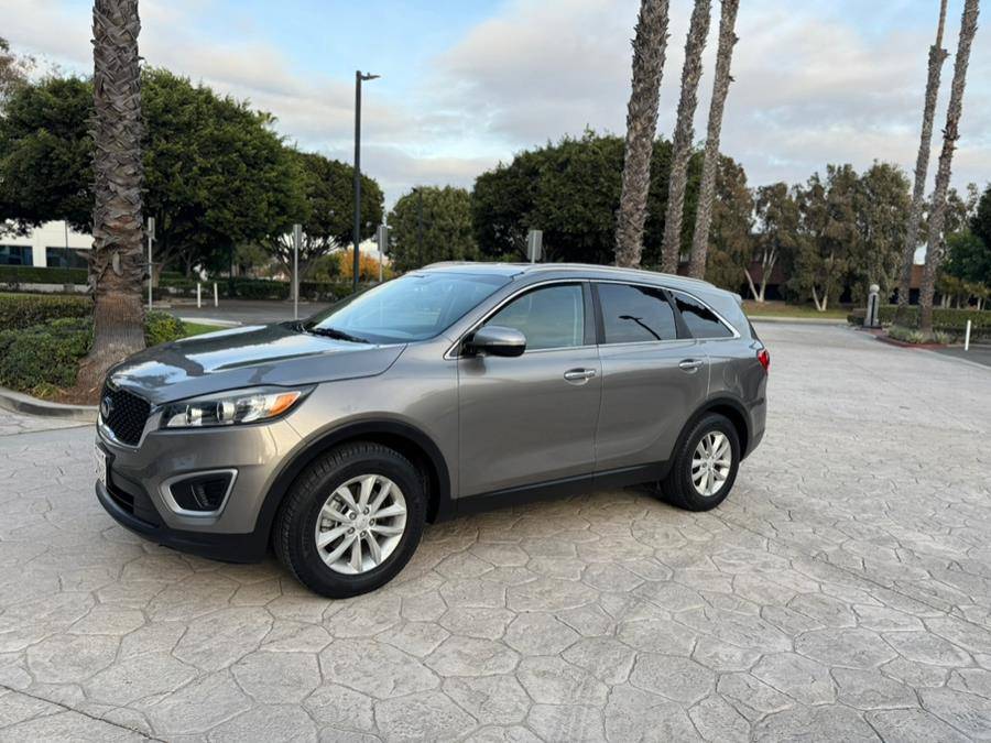 2017 Kia Sorento LX — SUV — 98,920 mi — Tustin, CA