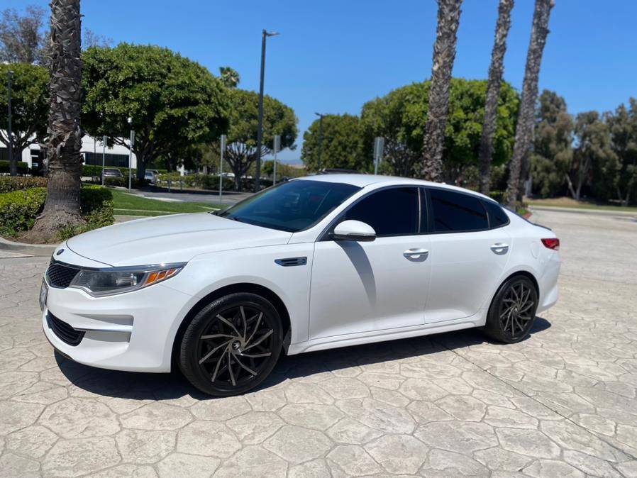 2017 Kia Optima LX — Sedan — 114,659 mi — Tustin, CA