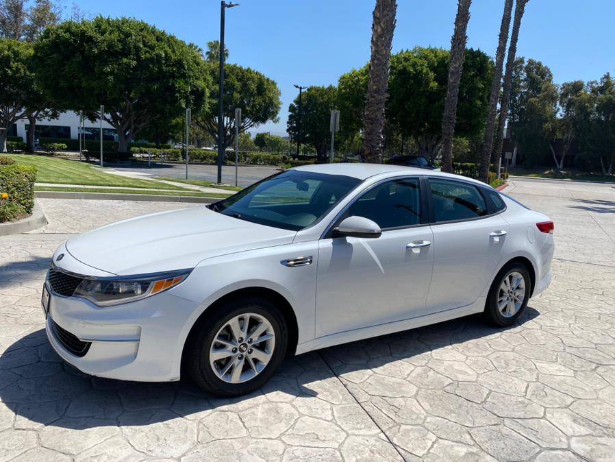 2016 Kia Optima LX — Sedan — 105,987 mi — Tustin, CA