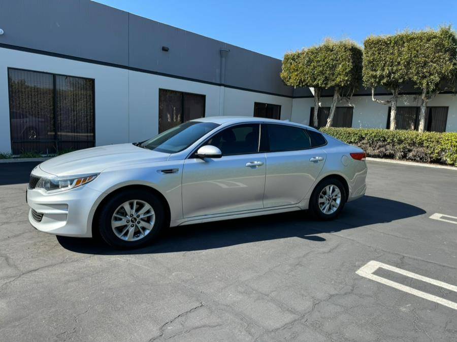 2016 Kia Optima LX — Sedan — 95,923 mi — Tustin, CA