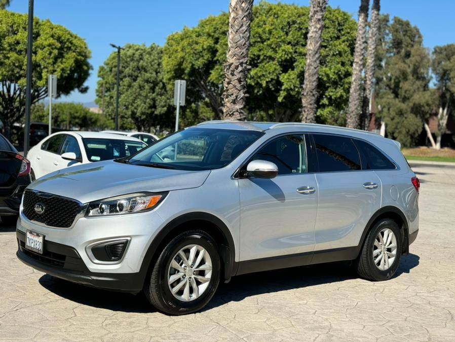 2016 Kia Sorento LX — SUV — 117,788 mi — Tustin, CA
