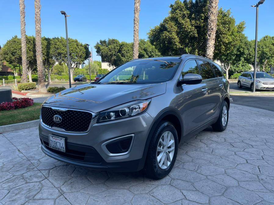 2017 Kia Sorento LX — SUV — 105,849 mi — Tustin, CA