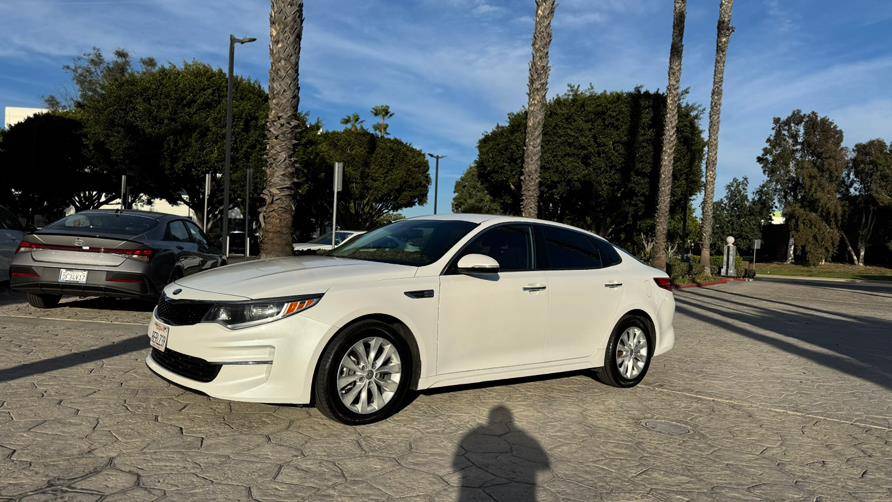 2018 Kia Optima LX — Sedan — 125,201 mi — Tustin, CA