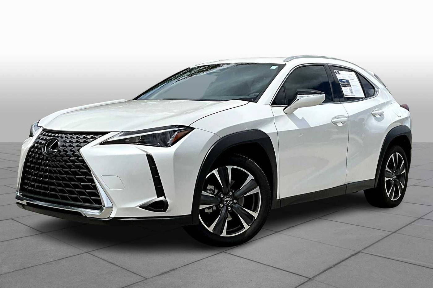 2025 Lexus UX UX 300h — SUV — 5,717 mi — Fort Myers, FL