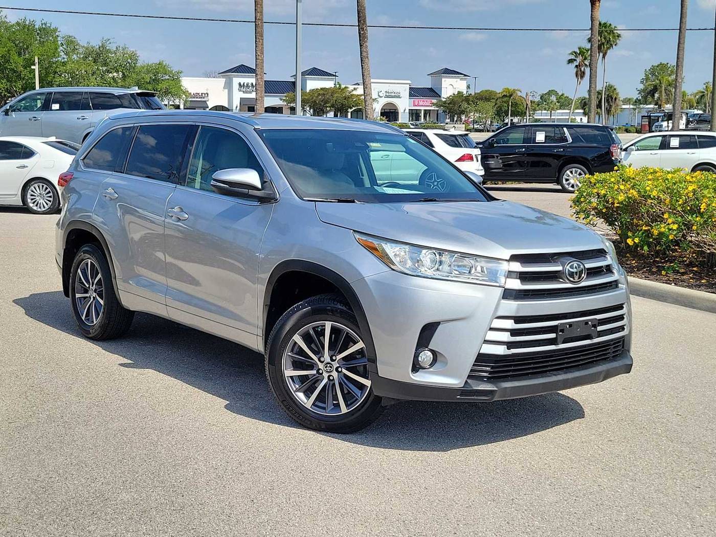 2017 Toyota Highlander XLE — SUV — 86,756 mi — Fort Myers, FL