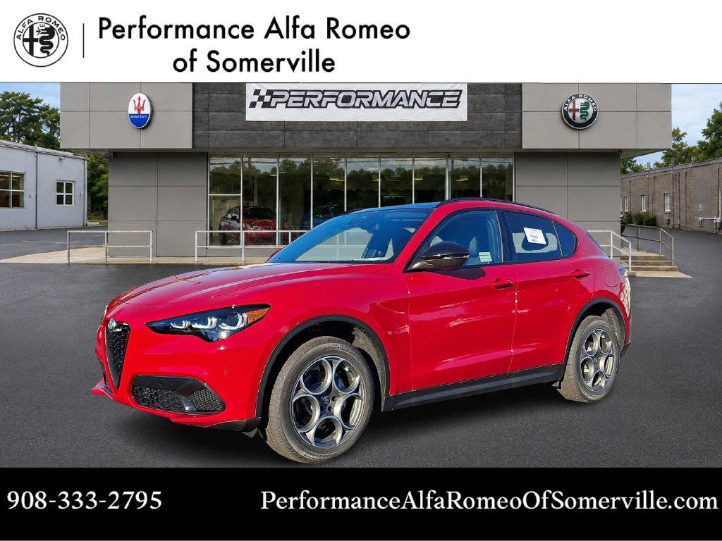 2026 Alfa Romeo Stelvio Base