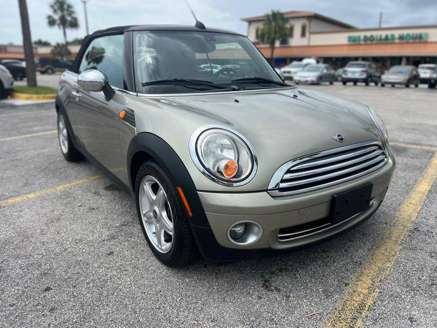 2009 MINI Cooper Cooper — Convertible — 59,617 mi — Hialeah, FL