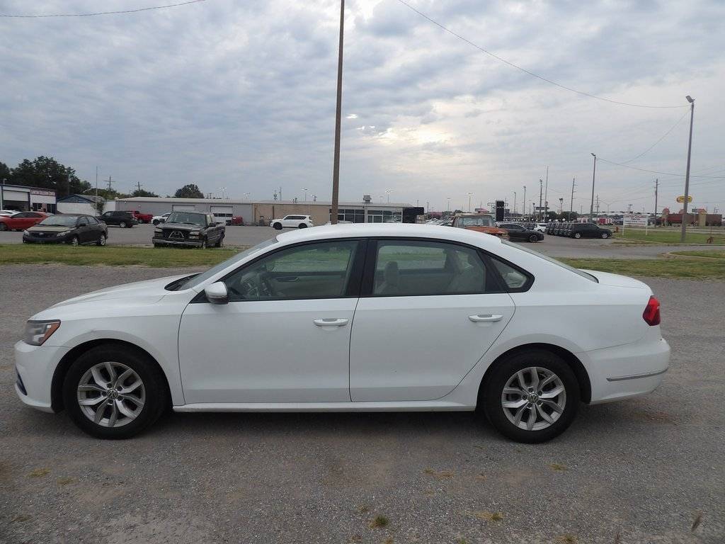 2018 Volkswagen Passat 2.0T S — Sedan — 91,793 mi — Lawton, OK