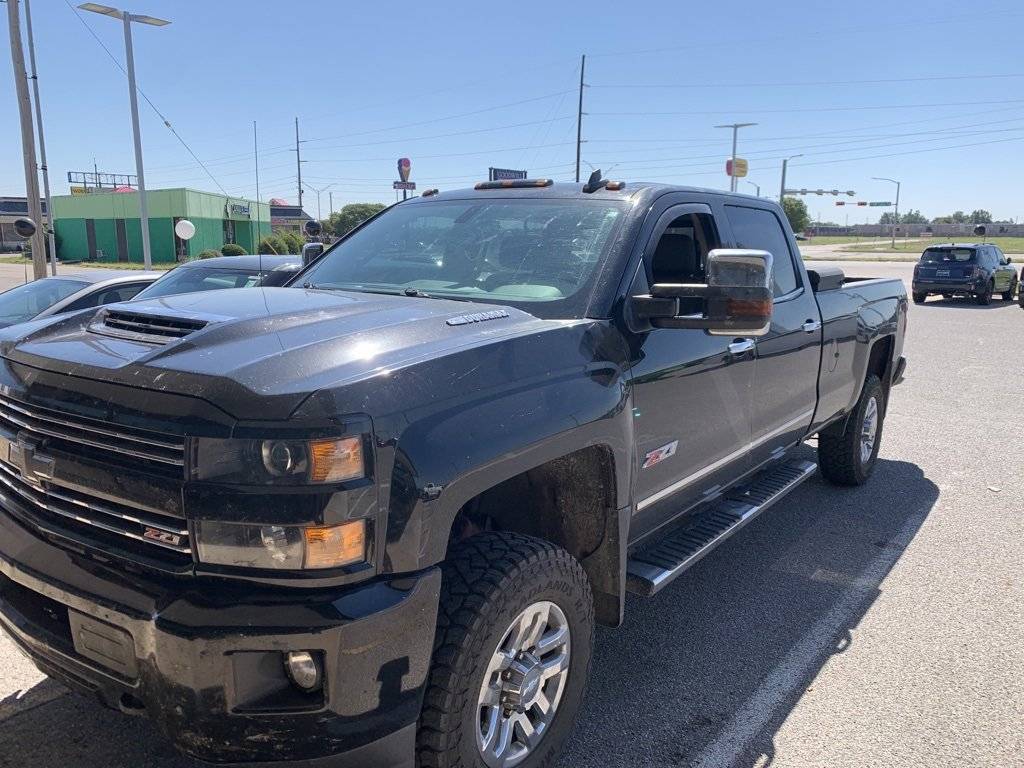 2019 Chevrolet Silverado 3500HD LTZ — Pickup Truck — 108,831 mi — Lawton, OK