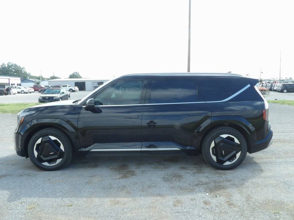2024 Kia EV9 Land — SUV — 17,942 mi — Lawton, OK