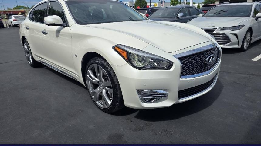 2019 INFINITI Q70L 5.6x LUXE — Sedan — 24,755 mi — Dayton, OH