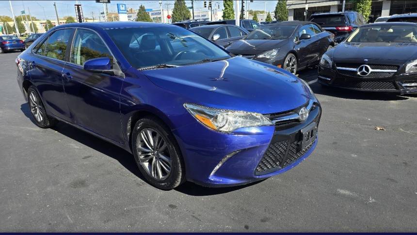 2015 Toyota Camry SE — Sedan — 150,801 mi — Dayton, OH