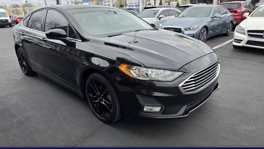 2019 Ford Fusion SE — Sedan — 129,804 mi — Dayton, OH