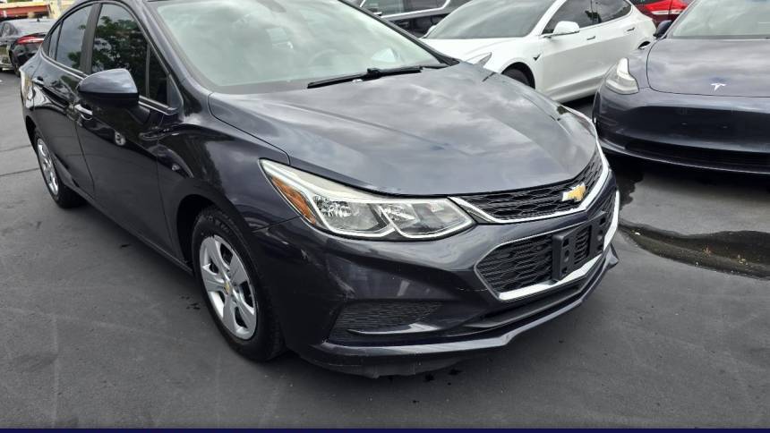 2016 Chevrolet Cruze LS — Sedan — 127,828 mi — Dayton, OH