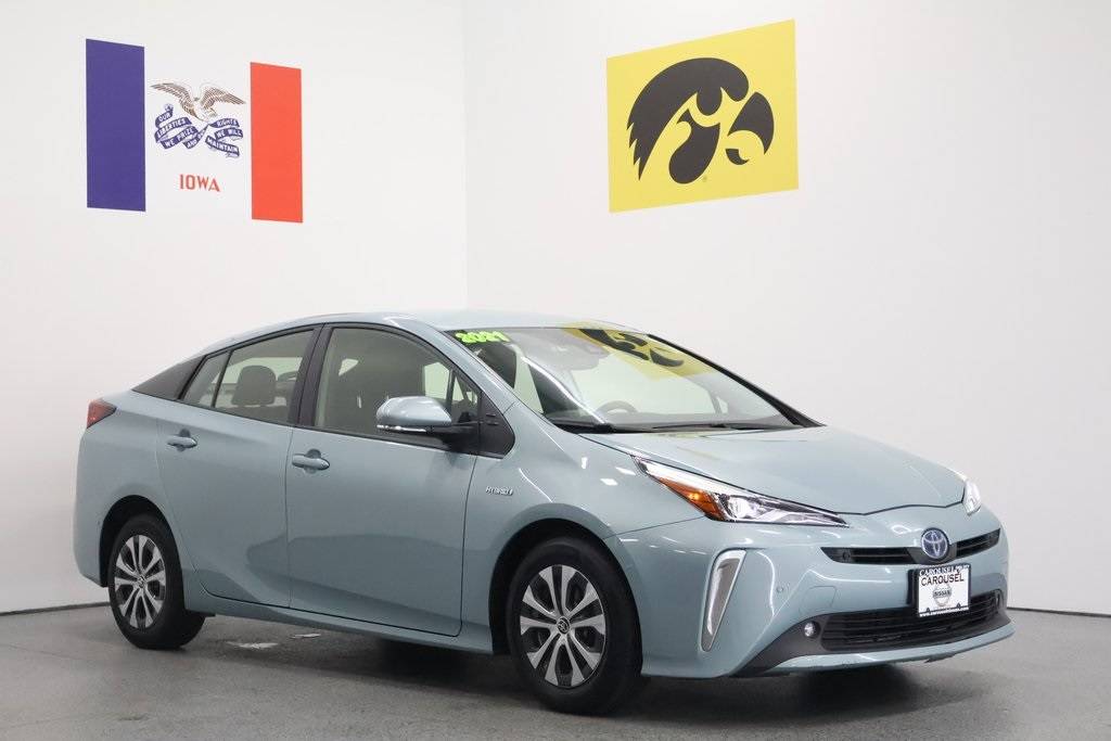 2021 Toyota Prius XLE — Hatchback — 46,860 mi — Iowa City, IA
