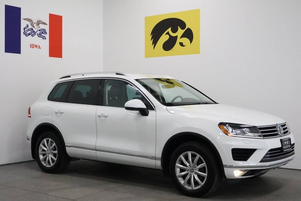 2017 Volkswagen Touareg V6 Sport — SUV — 49,933 mi — Iowa City, IA