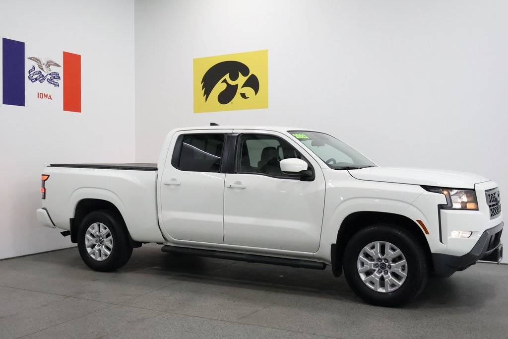2023 Nissan Frontier SV — Pickup Truck — 9,416 mi — Iowa City, IA