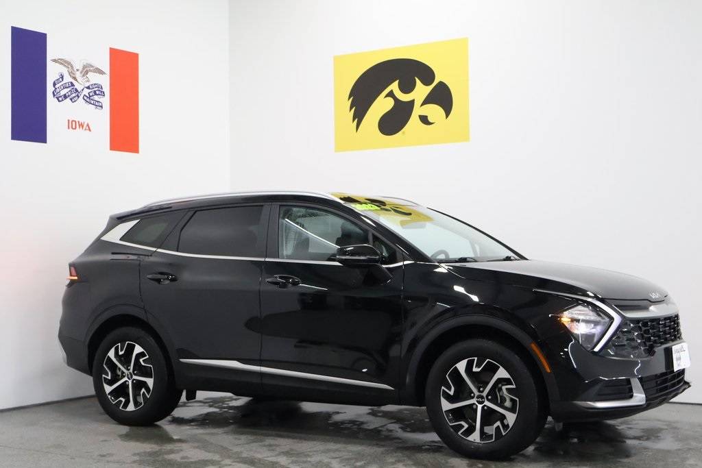 2023 Kia Sportage Hybrid EX — SUV — 34,815 mi — Iowa City, IA