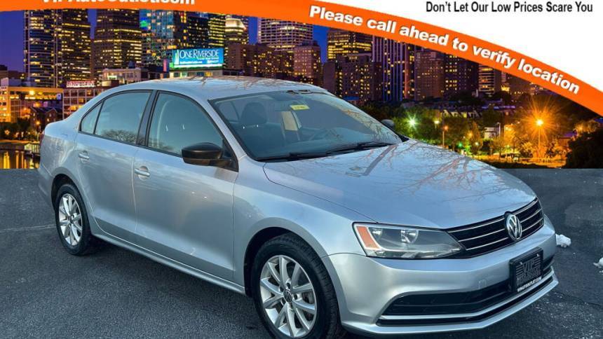 2015 Volkswagen Jetta 1.8T SE — Sedan — 96,852 mi — Maple Shade, NJ