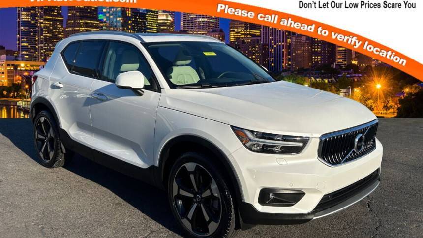 2022 Volvo XC40 Momentum — SUV — 18,845 mi — Maple Shade, NJ