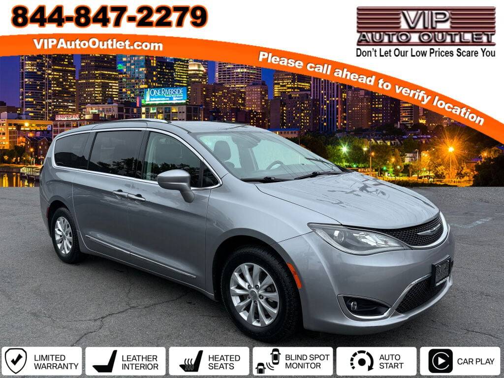 2019 Chrysler Pacifica Touring L — Minivan — 85,845 mi — Maple Shade, NJ