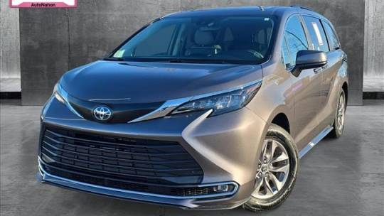2024 Toyota Sienna XLE — Minivan — 15,281 mi — Buford, GA