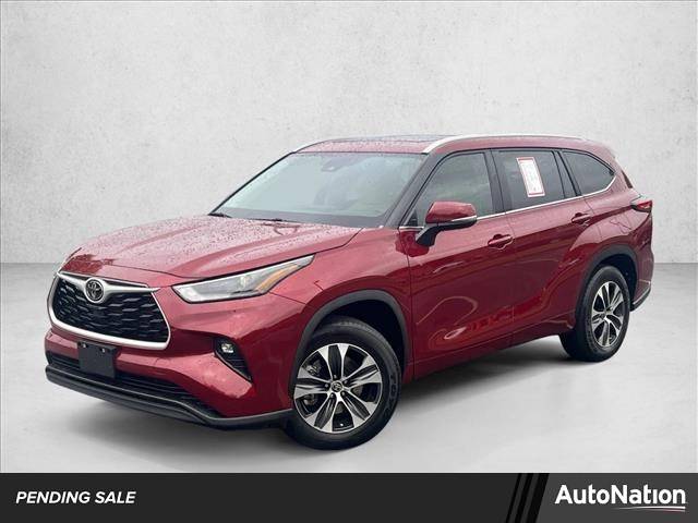 2023 Toyota Highlander XLE — SUV — 30,257 mi — Buford, GA