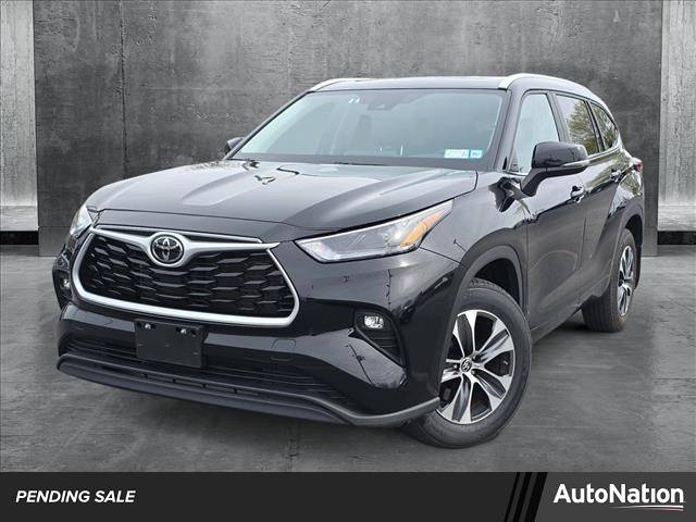 2024 Toyota Highlander XLE — SUV — 27,504 mi — Buford, GA
