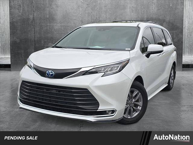 2022 Toyota Sienna XLE — Minivan — 55,281 mi — Buford, GA