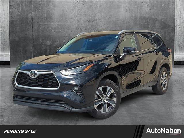 2024 Toyota Highlander XLE — SUV — 23,351 mi — Buford, GA