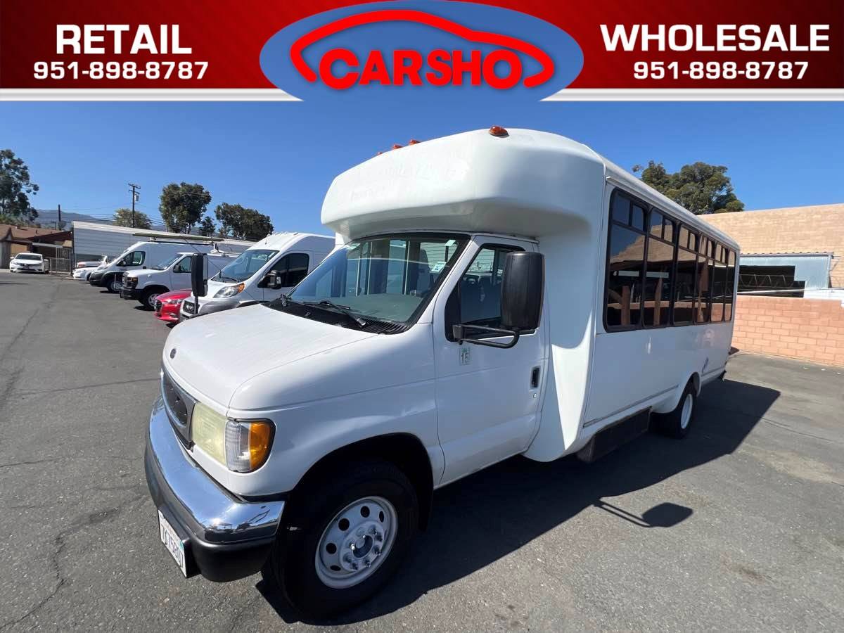 2002 Ford Econoline Commercial Cutaway E-450