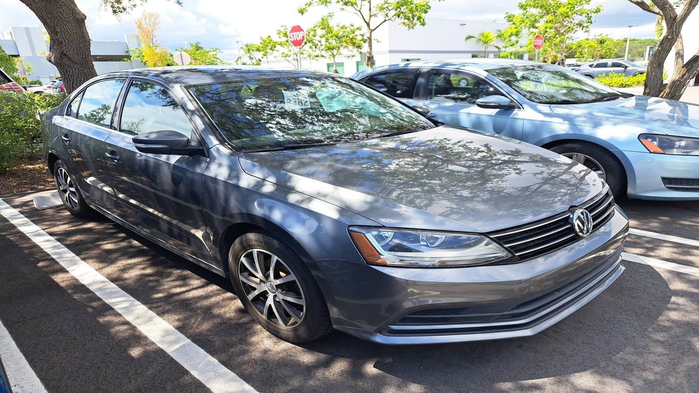 2017 Volkswagen Jetta 1.4T SE — Sedan — 91,534 mi — Delray Beach, FL