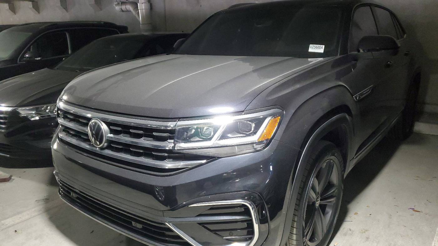 2021 Volkswagen Atlas Cross Sport SE with Technology R-Line — SUV — 25,378 mi — Delray Beach, FL