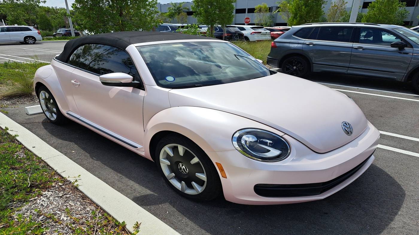 2016 Volkswagen Beetle 1.8T SEL — Convertible — 89,502 mi — Delray Beach, FL