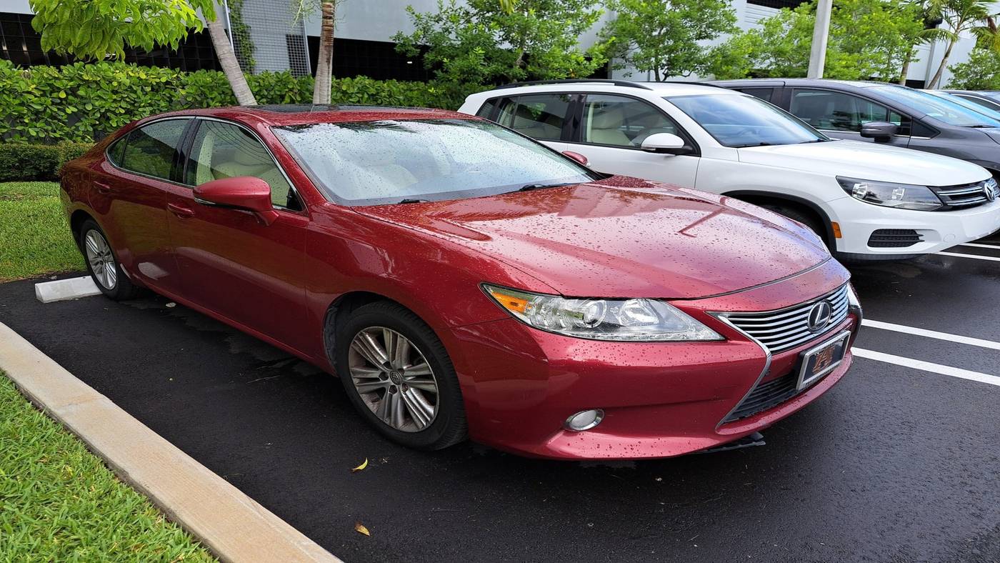 2015 Lexus ES ES 350 — Sedan — 131,421 mi — Delray Beach, FL