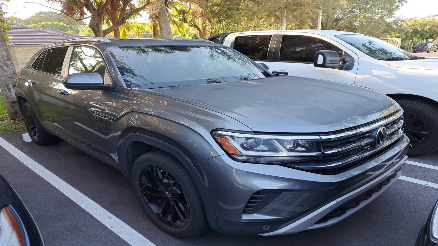 2022 Volkswagen Atlas Cross Sport SE with Technology — SUV — 34,649 mi — Delray Beach, FL