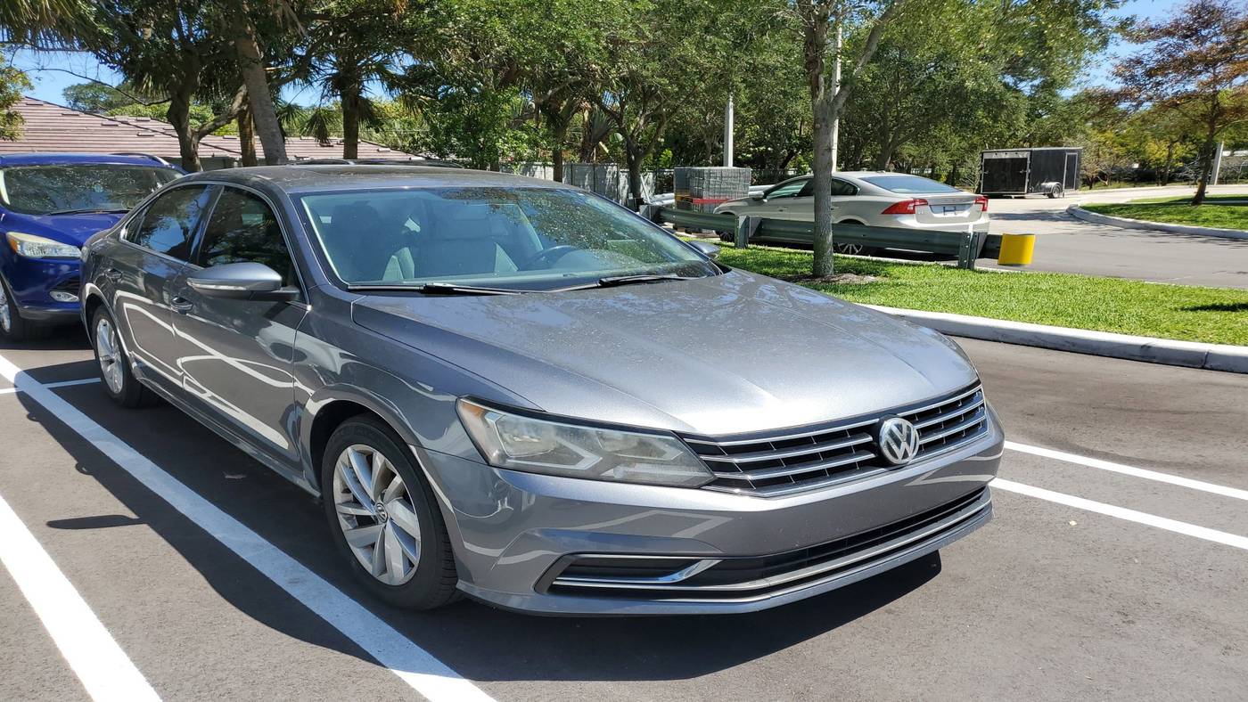2018 Volkswagen Passat 2.0T SE — Sedan — 64,798 mi — Delray Beach, FL