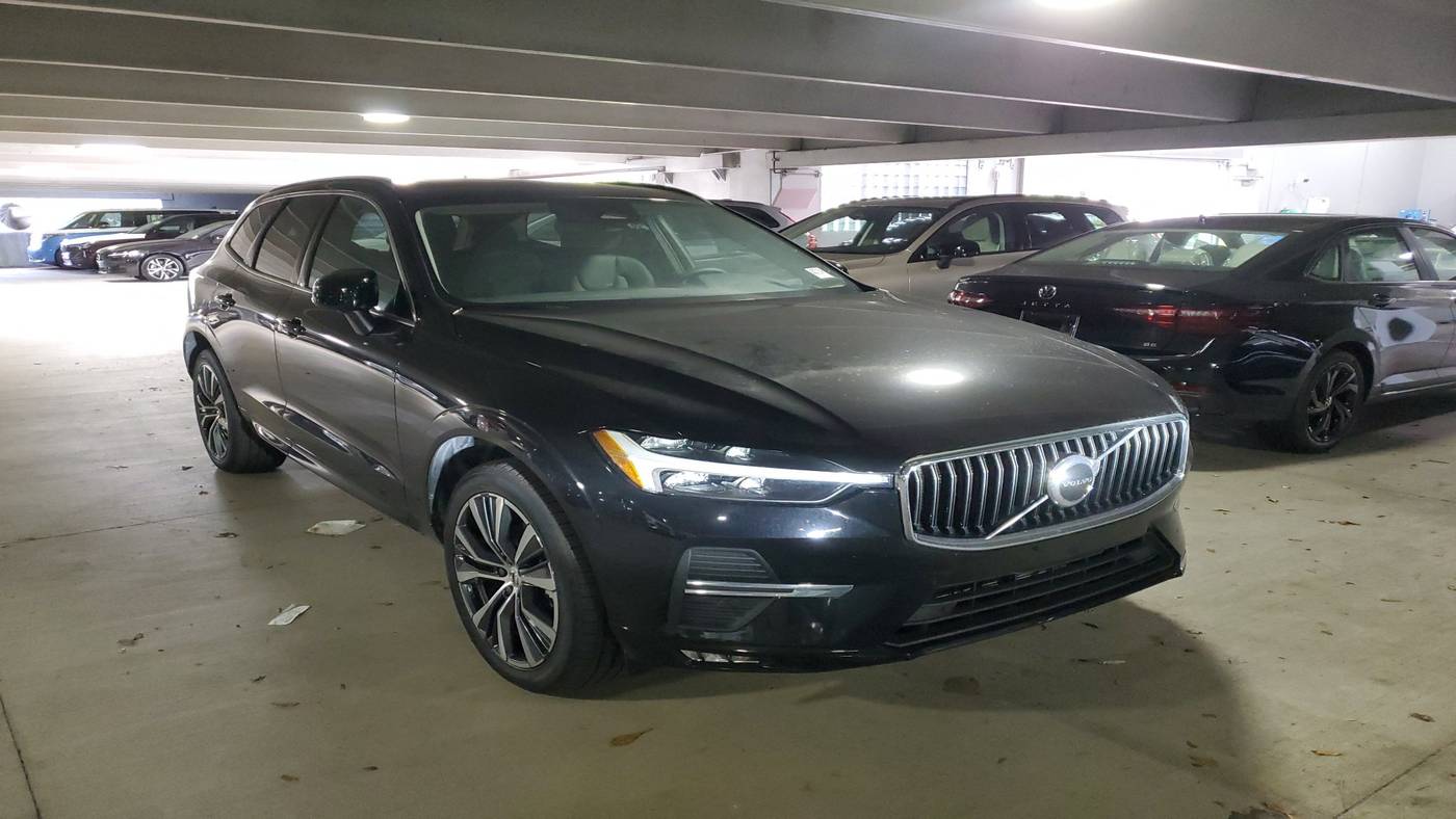 2022 Volvo XC60 Momentum — SUV — 9,406 mi — Delray Beach, FL