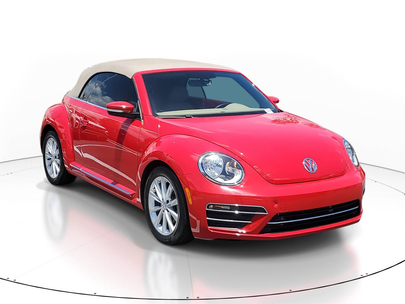 2019 Volkswagen Beetle S — Convertible — 7,318 mi — Delray Beach, FL