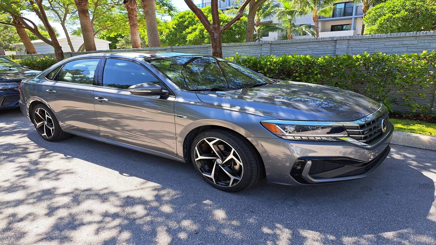 2022 Volkswagen Passat R-Line — Sedan — 13,069 mi — Delray Beach, FL