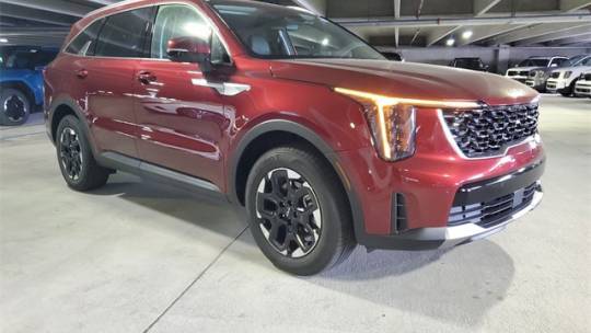 2025 Kia Sorento S — SUV — 1,681 mi — Ft. Lauderdale, FL