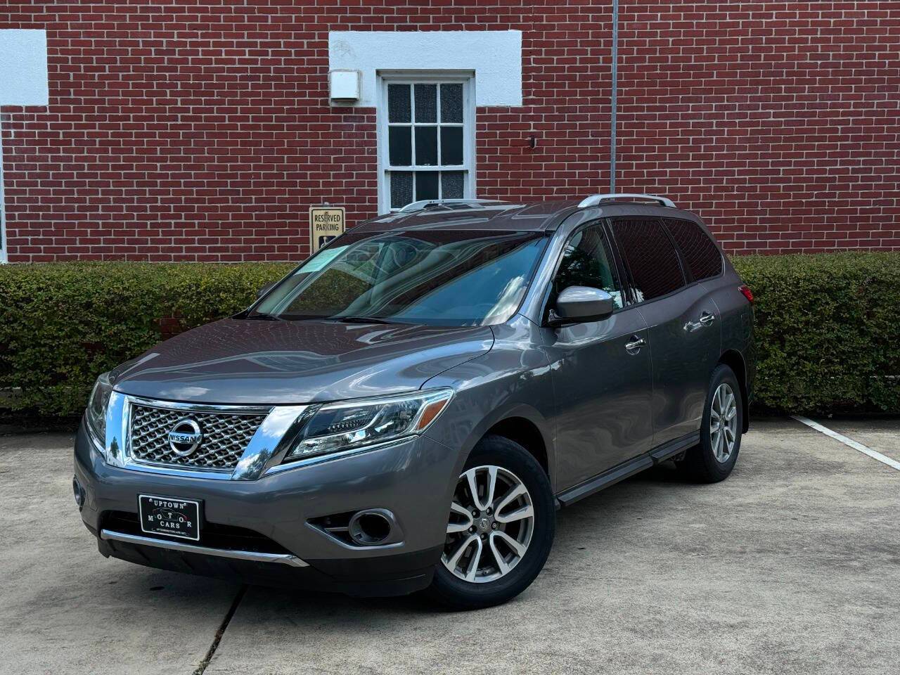 2016 Nissan Pathfinder S — SUV — 107,885 mi — Houston, TX