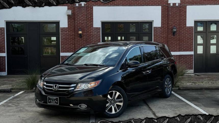 2017 Honda Odyssey Touring — Minivan — 134,342 mi — Houston, TX