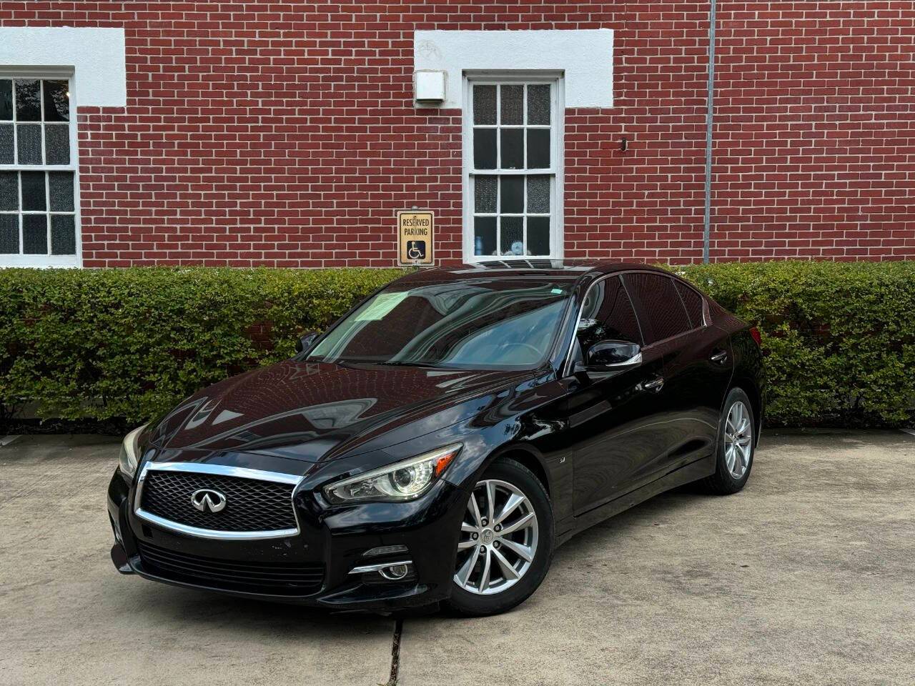 2015 INFINITI Q50 Premium — Sedan — 114,743 mi — Houston, TX