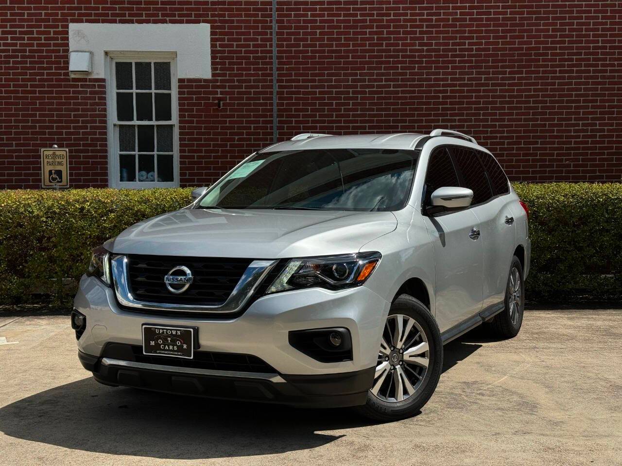2019 Nissan Pathfinder SV — SUV — 105,559 mi — Houston, TX