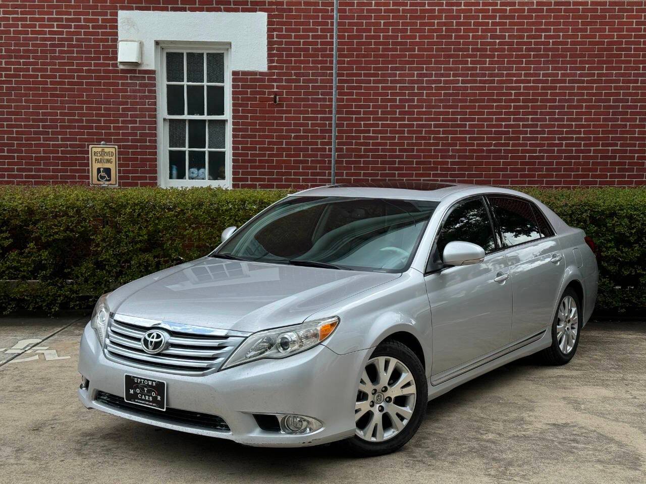 2011 Toyota Avalon Limited — Sedan — 264,553 mi — Houston, TX