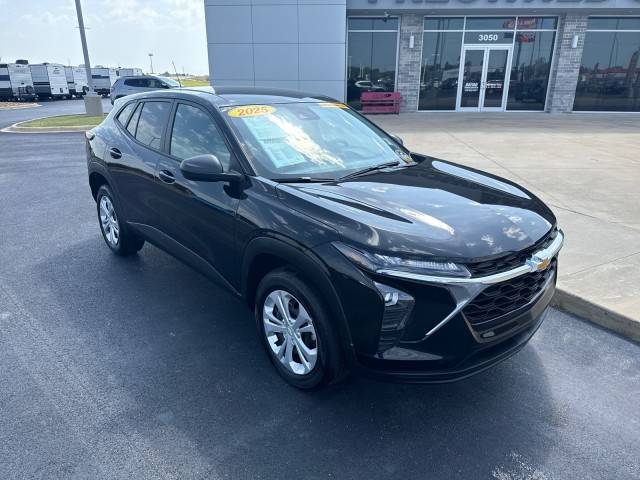2025 Chevrolet Trax LS — SUV — 17,603 mi — Jonesboro, AR