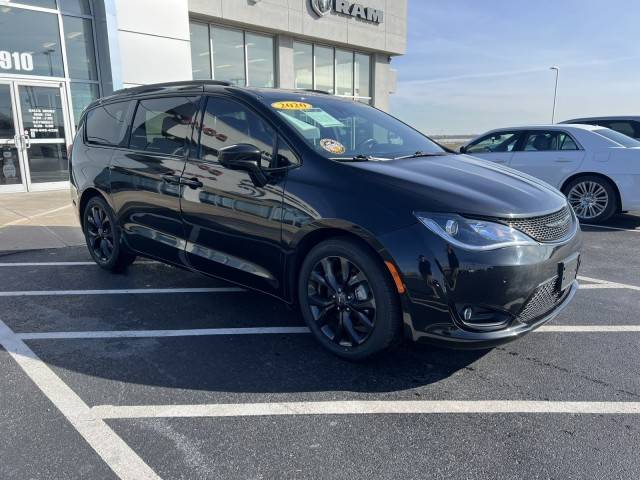 2020 Chrysler Pacifica Touring L Plus — Minivan — 66,750 mi — Jonesboro, AR