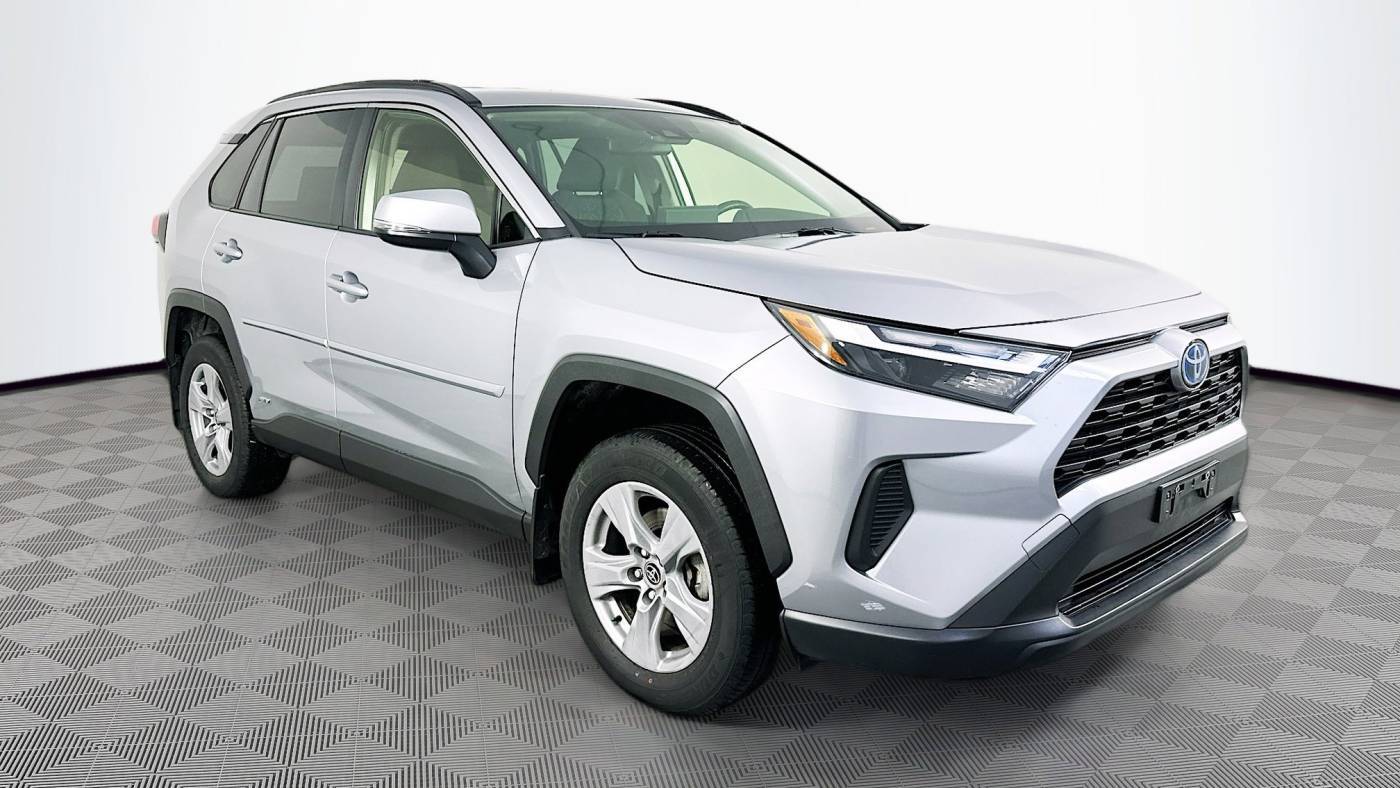 2022 Toyota RAV4 Hybrid XLE — SUV — 49,933 mi — Maplewood, MN